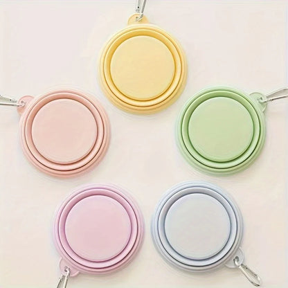Compact Travel Pet Bowl – Hanging Silicone Dish for Dogs & Cats