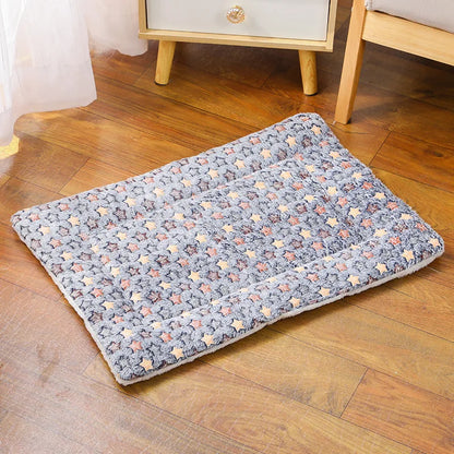 All-Season Thick Pet Bed – Soft Flannel Nest Cushion for Cats & Medium Dogs